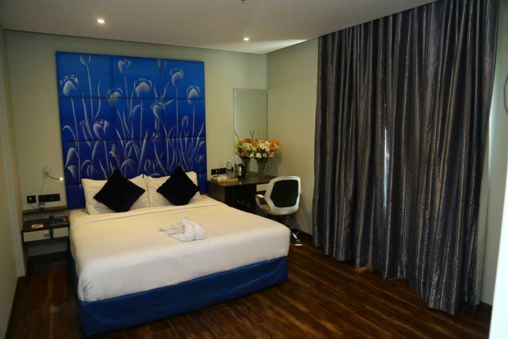 The Spring Hotel Chennai Ngoại thất bức ảnh